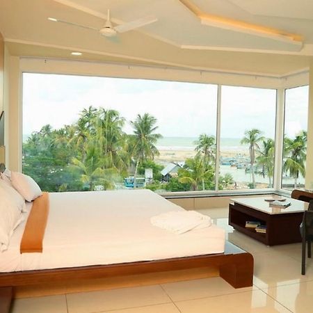 Annai In Saravana Bhavan Fine Stay And Restaurant Velankanni Buitenkant foto